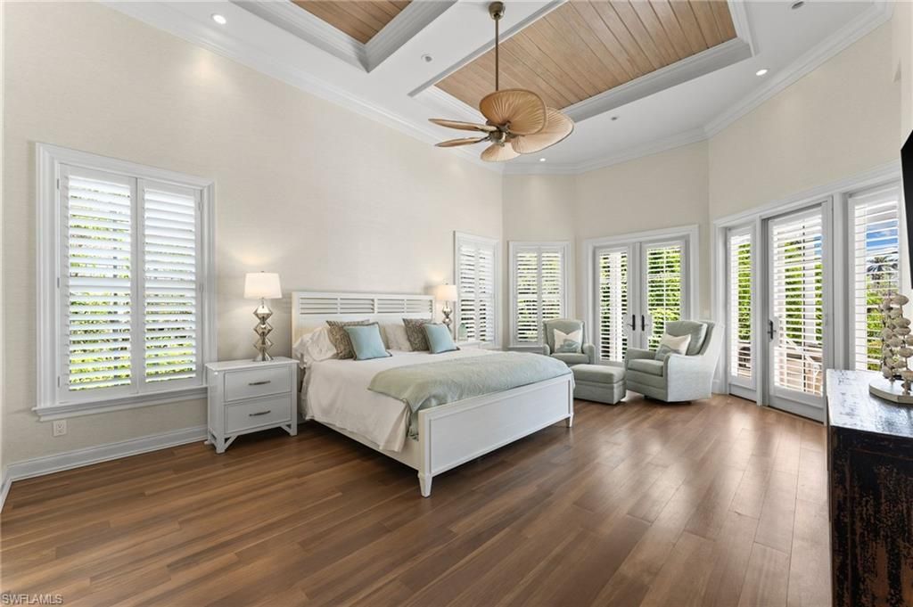 2325 Lantern Ln, Naples, FL 34102 Photo