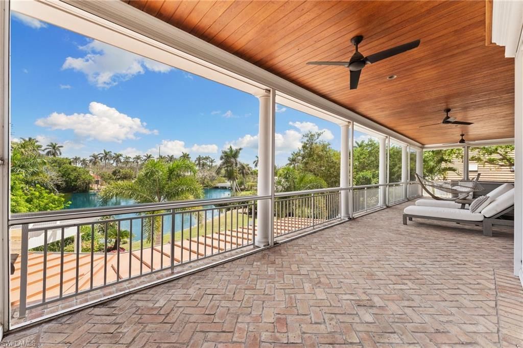 2325 Lantern Ln, Naples, FL 34102 Photo