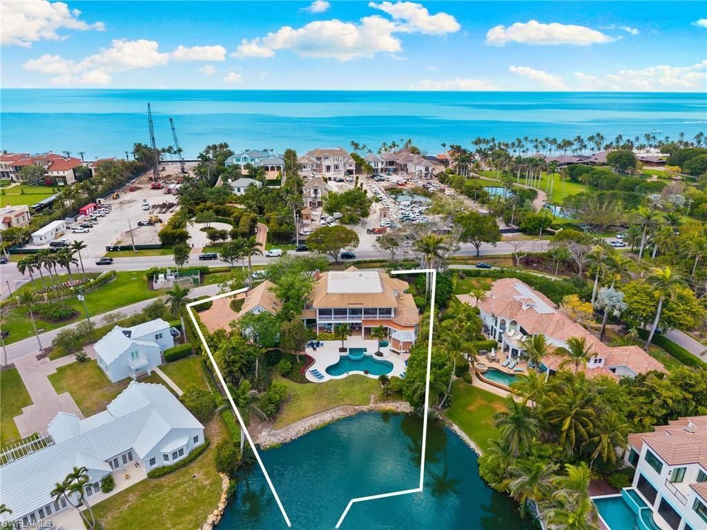 2325 Lantern Ln, Naples, FL 34102 Photo