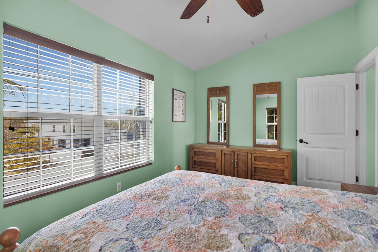 27415 Barbuda Lane, Ramrod, FL 33042 Photo