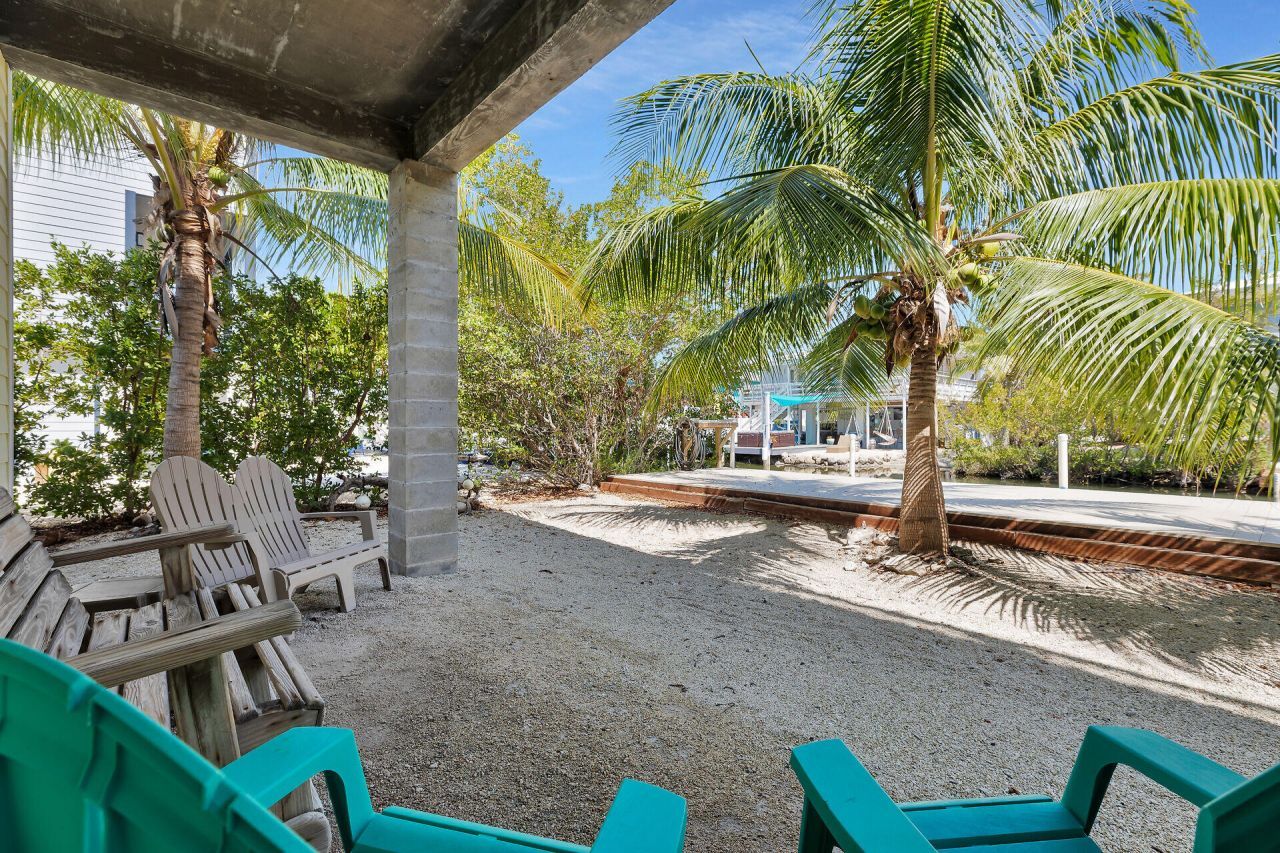 27415 Barbuda Lane, Ramrod, FL 33042 Photo