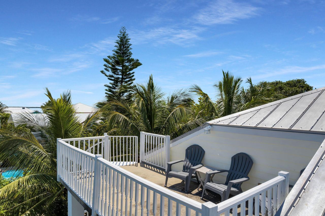 27415 Barbuda Lane, Ramrod, FL 33042 Photo