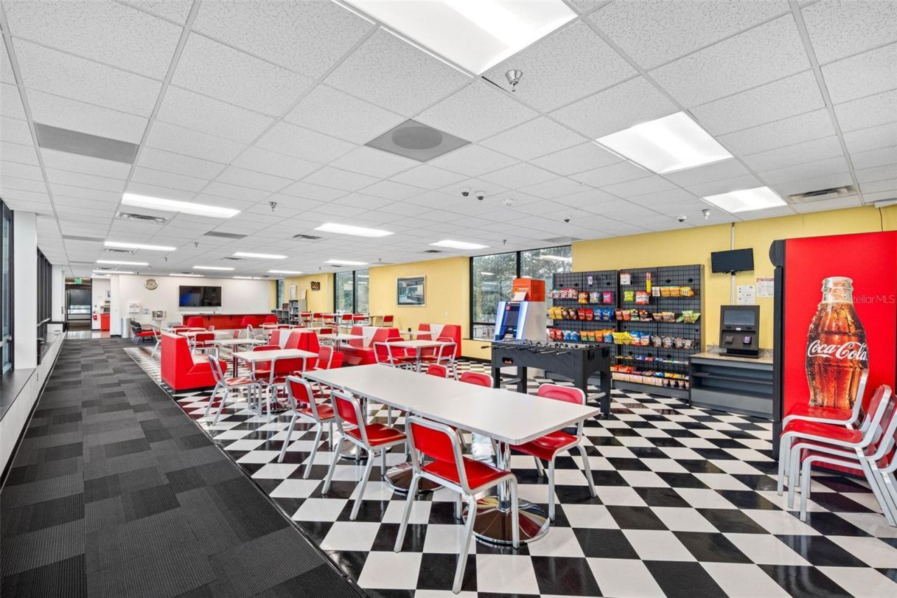 6801 E Hillsborough Avenue, Tampa, FL 33610 Photo