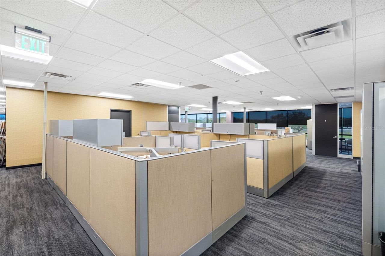 6801 E Hillsborough Avenue, Tampa, FL 33610 Photo