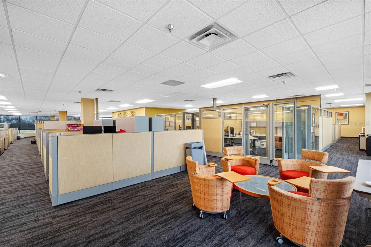 6801 E Hillsborough Avenue, Tampa, FL 33610 Photo