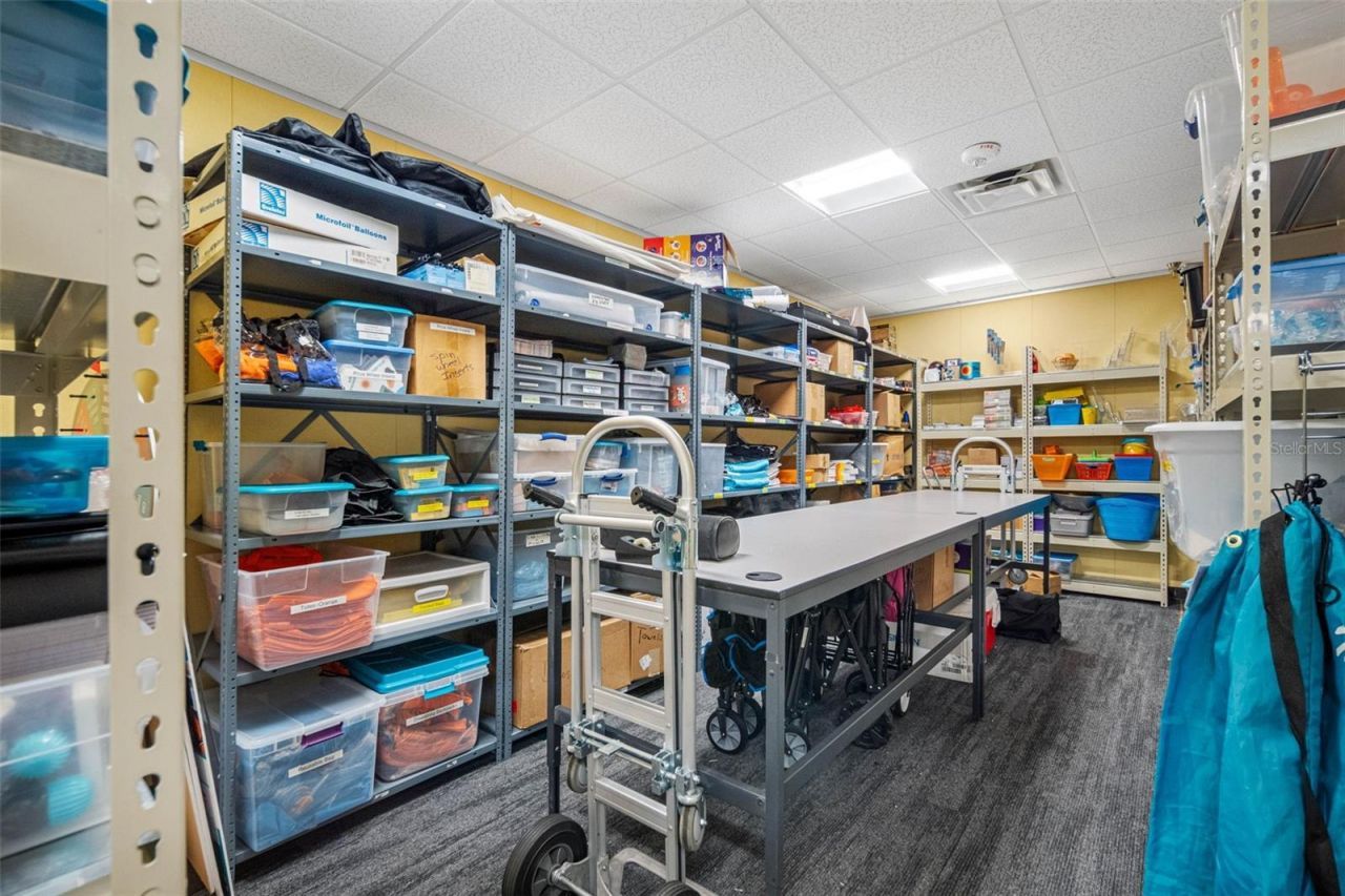 6801 E Hillsborough Avenue, Tampa, FL 33610 Photo