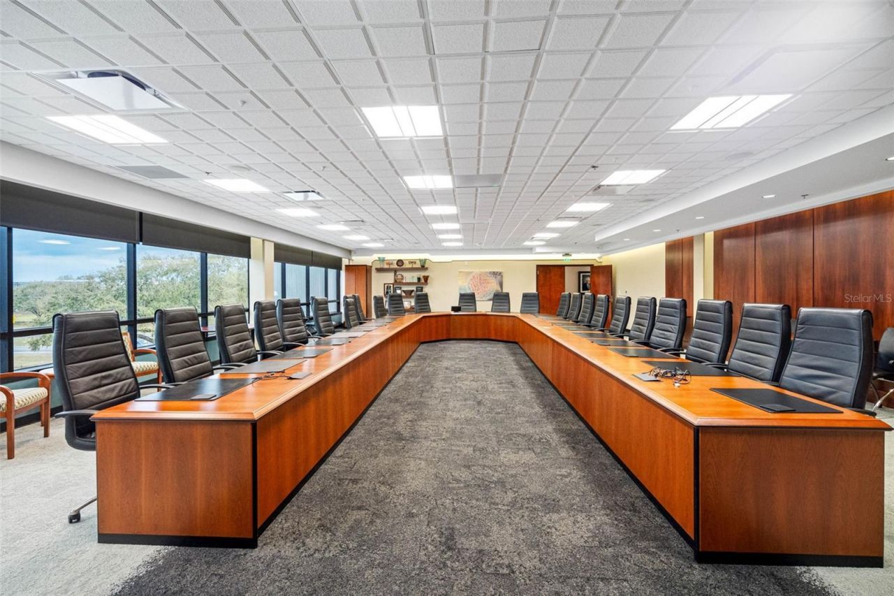 6801 E Hillsborough Avenue, Tampa, FL 33610 Photo