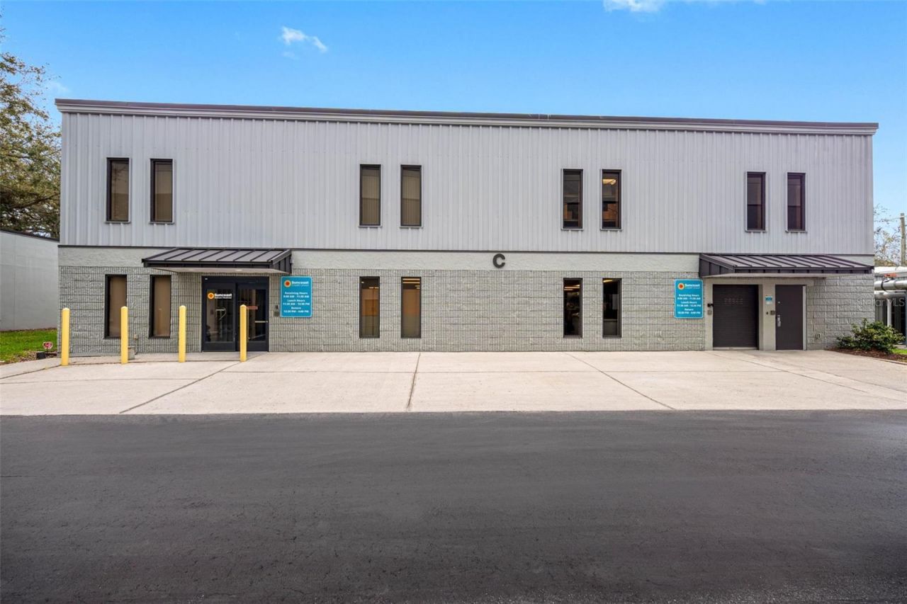 6801 E Hillsborough Avenue, Tampa, FL 33610 Photo