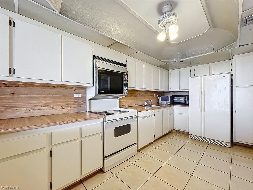 20225 NE 34th Ct, Miami, FL 33180 Photo