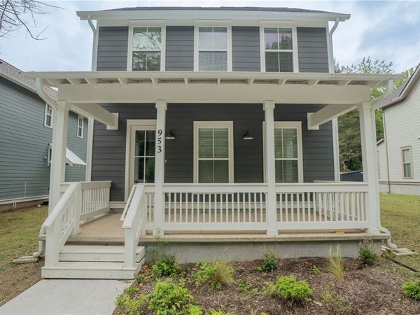 953 S Waxflower Avenue, Fayetteville, AR 72701