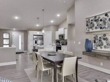 17041 Hawthorne Avenue, Omaha, NE 68118