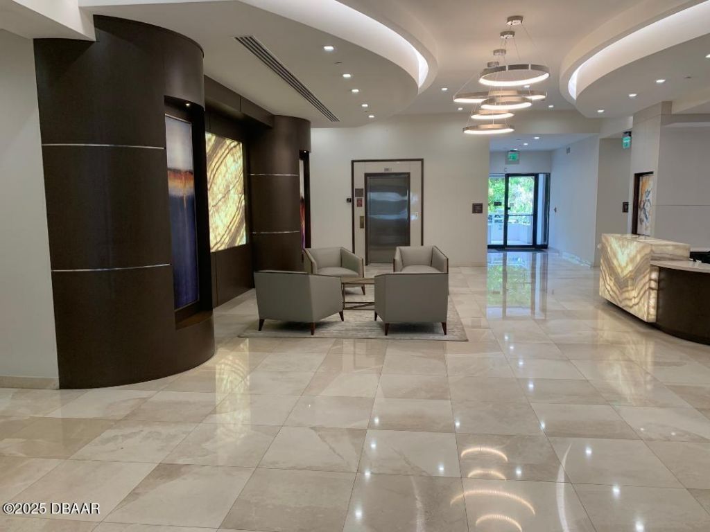 20225 NE 34th Court, Unit 817, Aventura, FL 33180 Photo