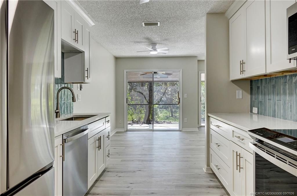 650 NE Wax Myrtle Way, Jensen Beach, FL 34957 Photo