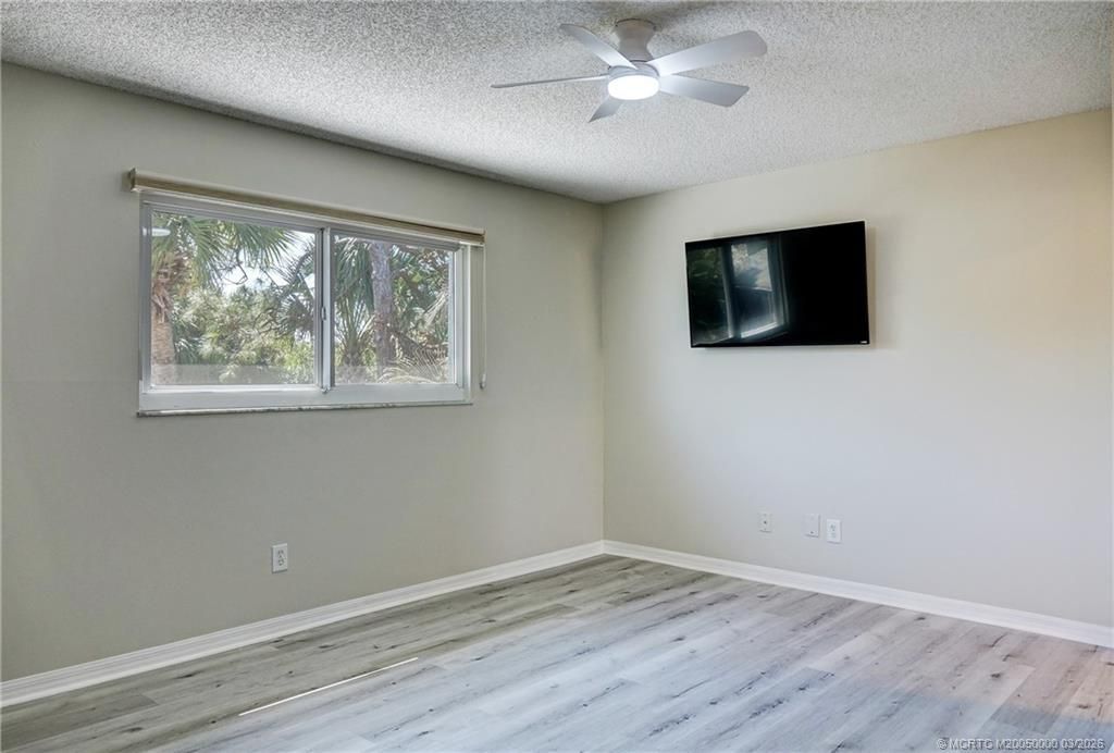 650 NE Wax Myrtle Way, Jensen Beach, FL 34957 Photo