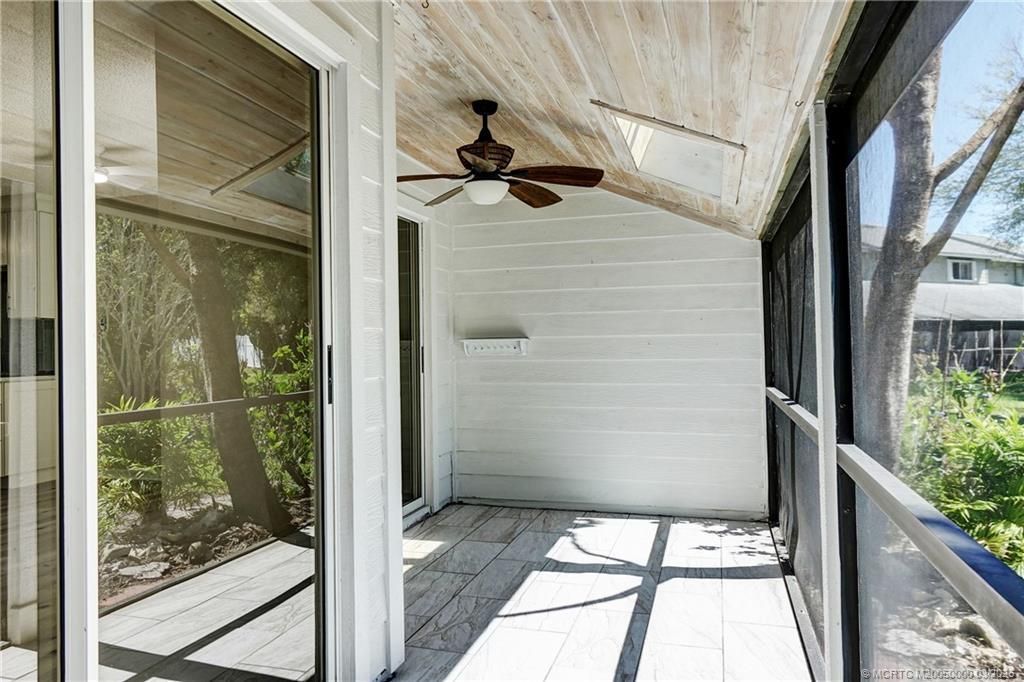 650 NE Wax Myrtle Way, Jensen Beach, FL 34957 Photo