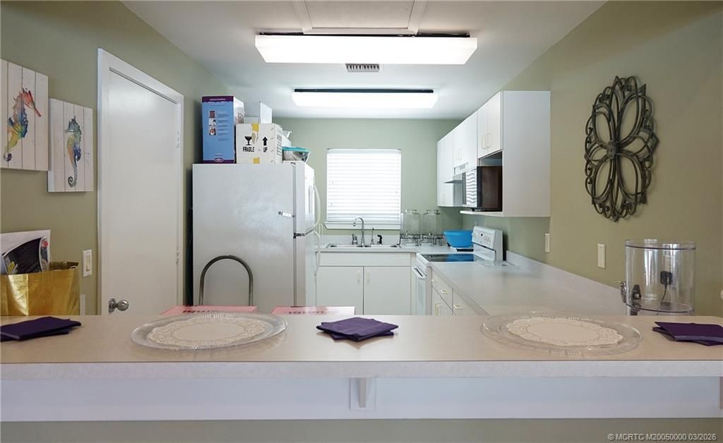 650 NE Wax Myrtle Way, Jensen Beach, FL 34957 Photo