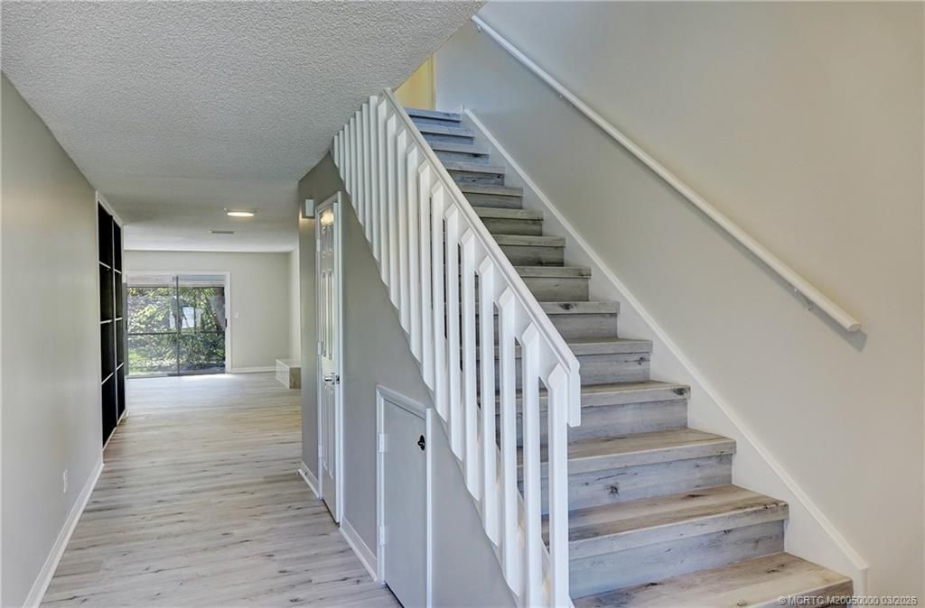 650 NE Wax Myrtle Way, Jensen Beach, FL 34957 Photo