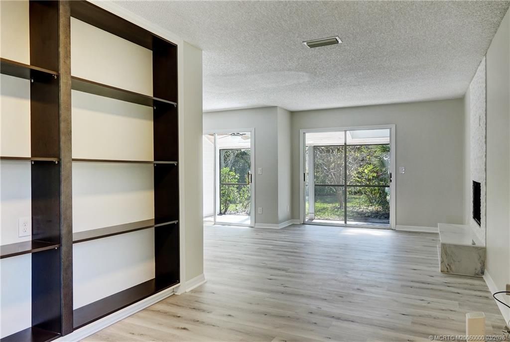 650 NE Wax Myrtle Way, Jensen Beach, FL 34957 Photo