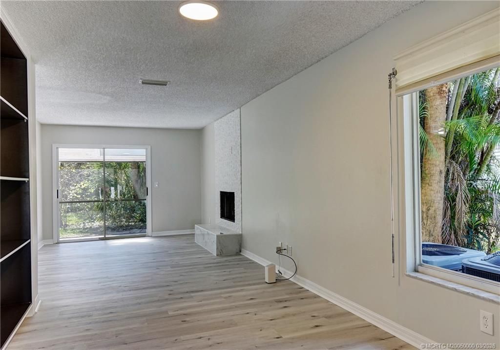 650 NE Wax Myrtle Way, Jensen Beach, FL 34957 Photo