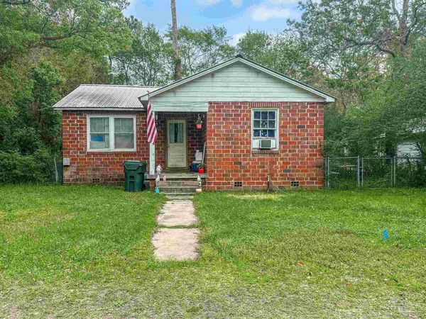 5378 Alabama St, Milton, FL 32570