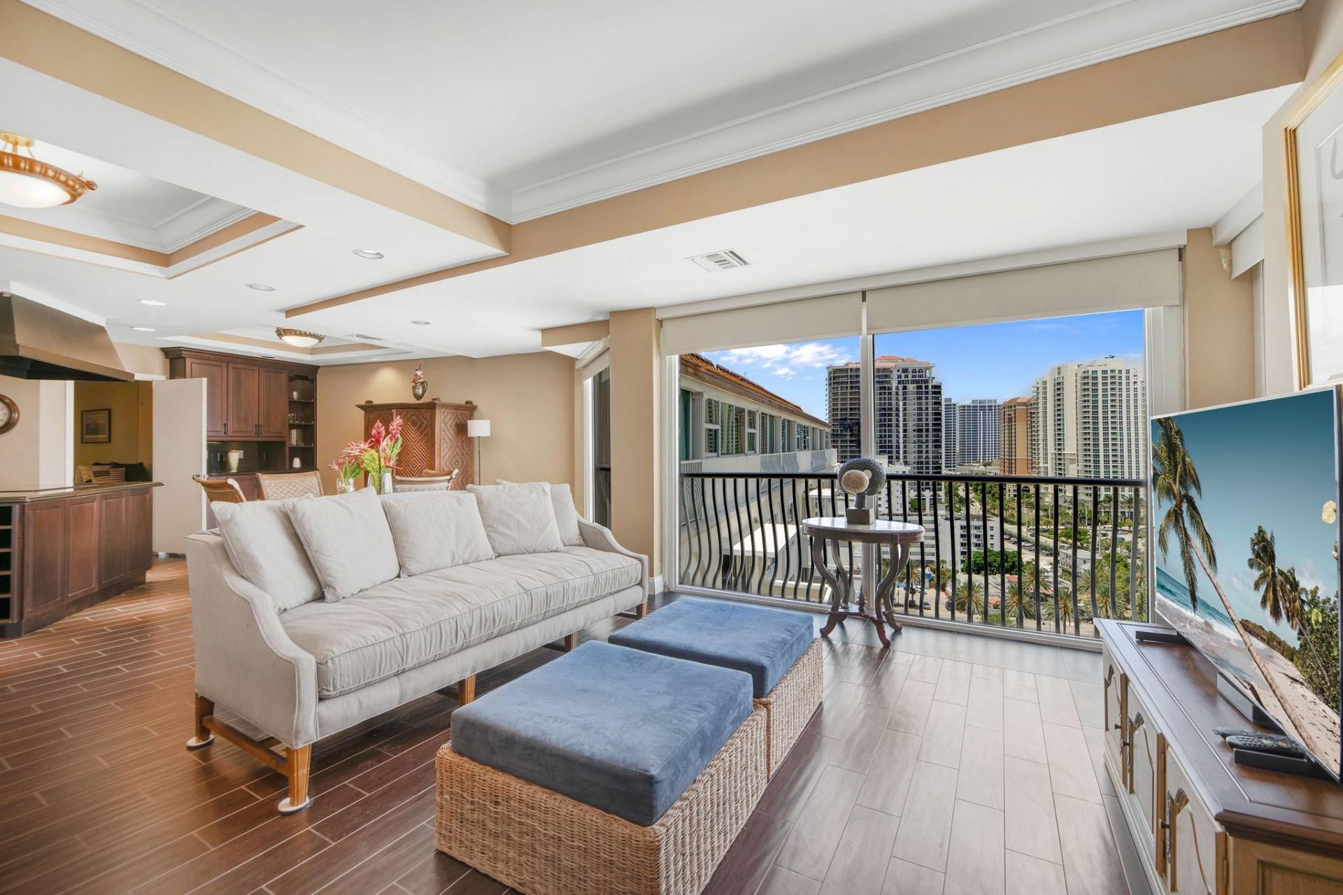 1 Las Olas Circle, Unit PH3, Fort Lauderdale, FL 33316 Photo
