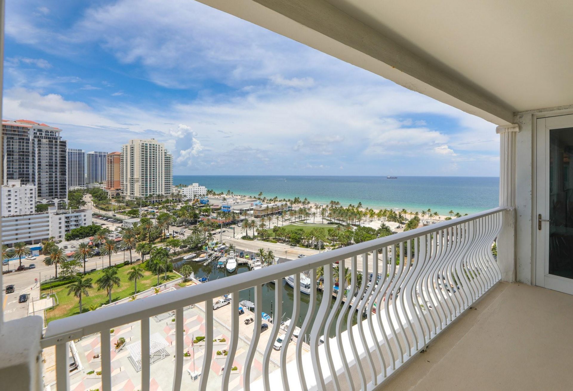 1 Las Olas Circle, Unit PH3, Fort Lauderdale, FL 33316 Photo