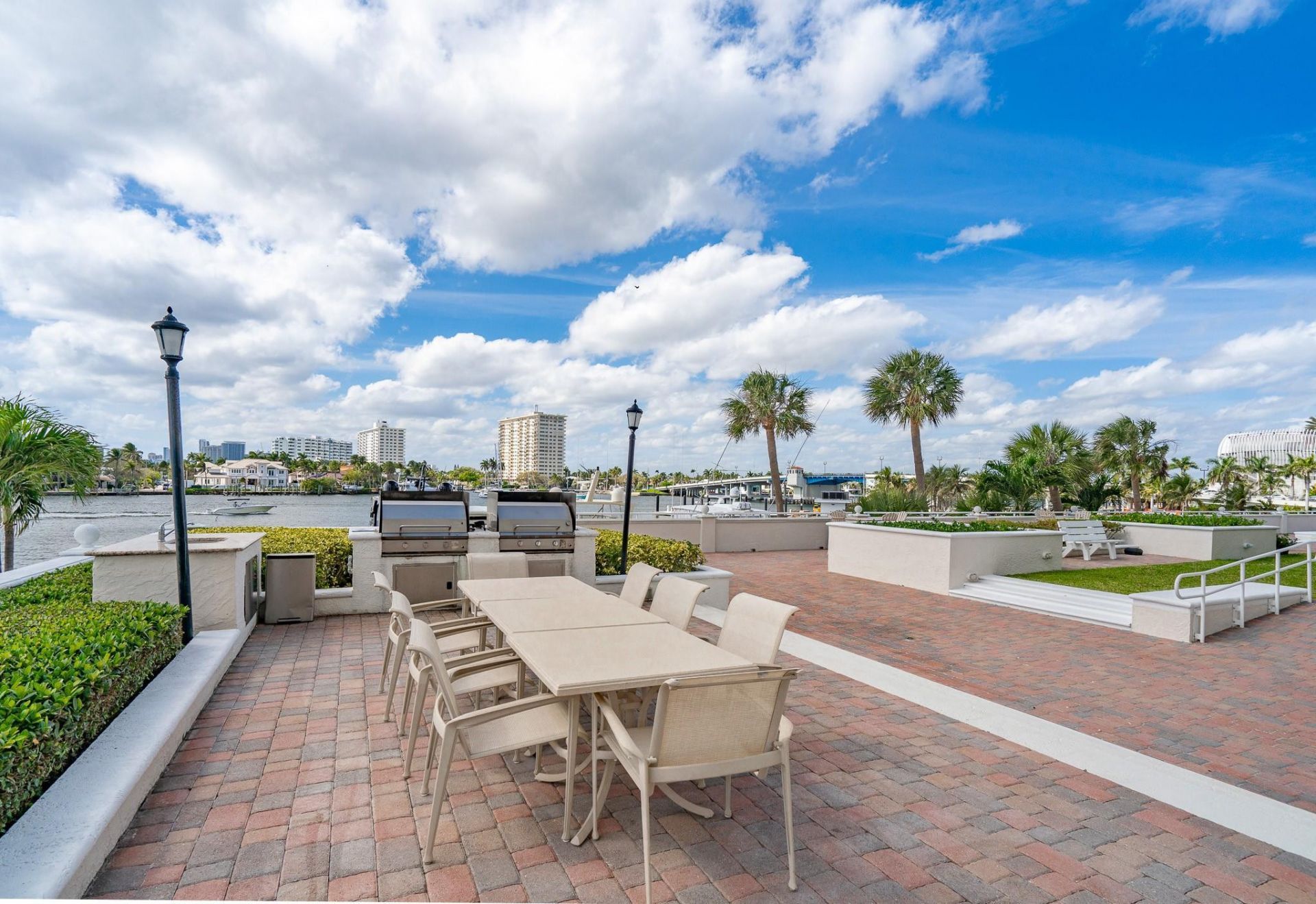 1 Las Olas Circle, Unit PH3, Fort Lauderdale, FL 33316 Photo