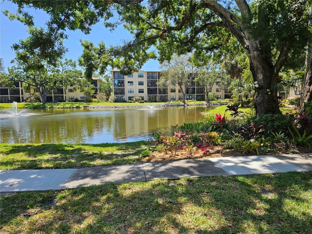425 30th Avenue W, Unit C104, Bradenton, FL 34205 Photo