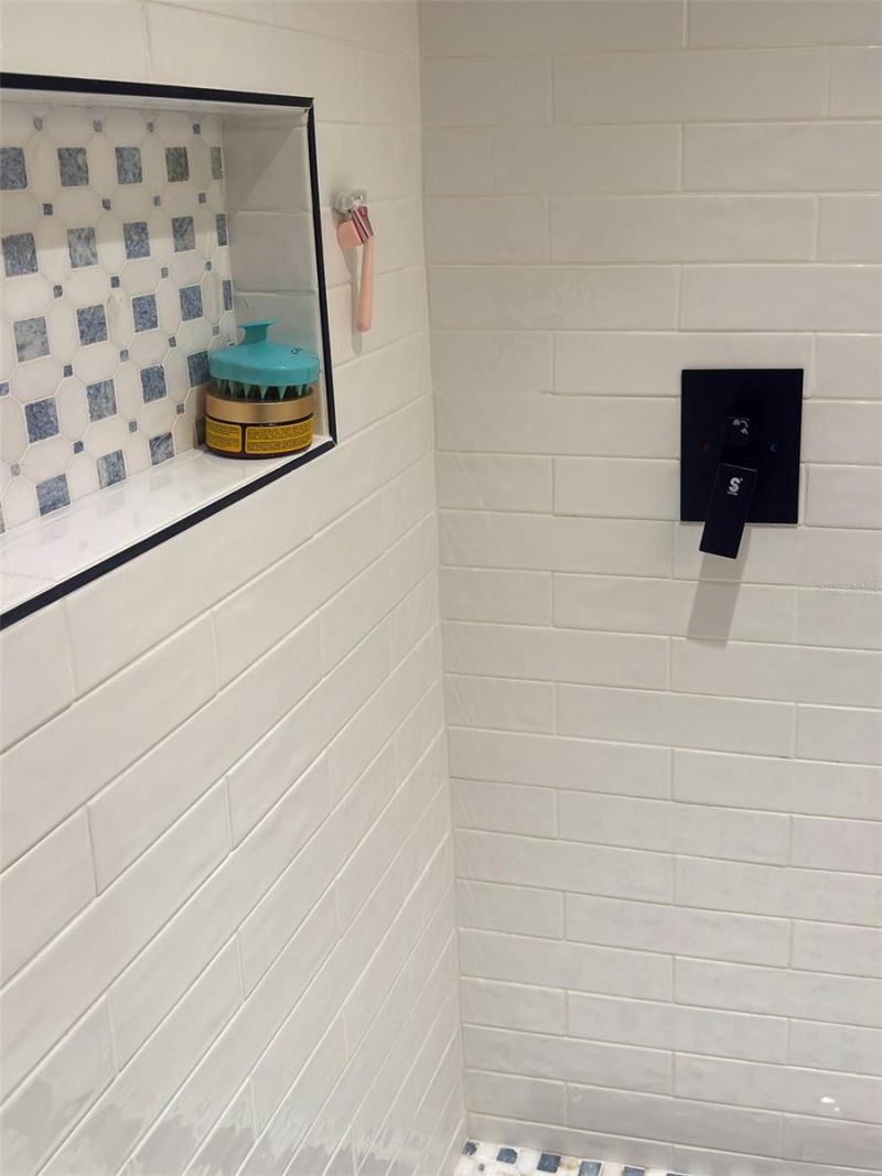 4510 El Conquistador Parkway, Unit 105, Bradenton, FL 34210 Photo