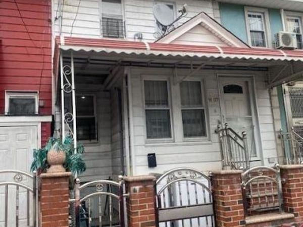 91-07 139 St, Briarwood, NY 11435