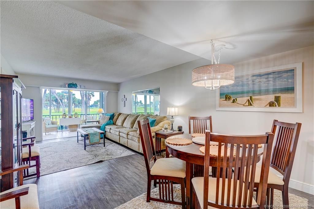 5563 NE Gulfstream Way, Stuart, FL 34996 Photo