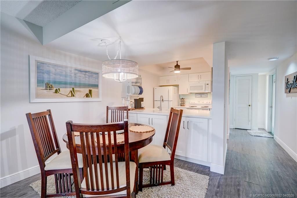 5563 NE Gulfstream Way, Stuart, FL 34996 Photo