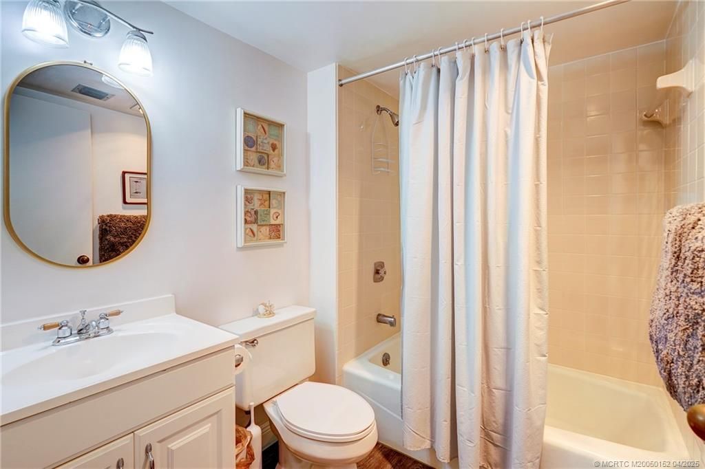 5563 NE Gulfstream Way, Stuart, FL 34996 Photo