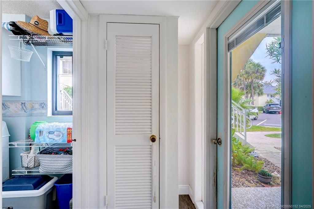 5563 NE Gulfstream Way, Stuart, FL 34996 Photo