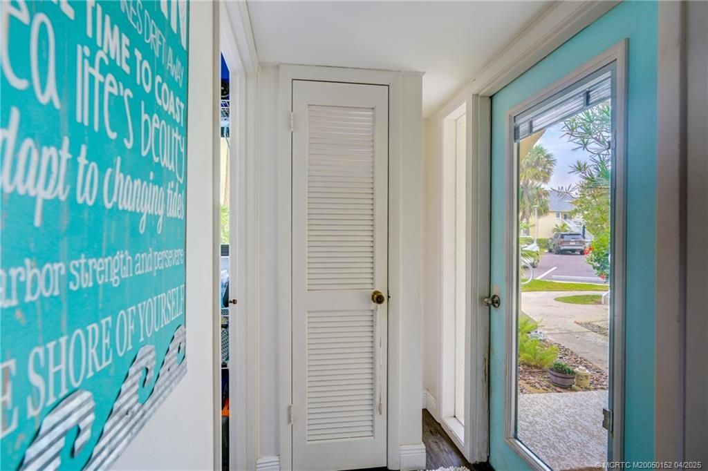 5563 NE Gulfstream Way, Stuart, FL 34996 Photo