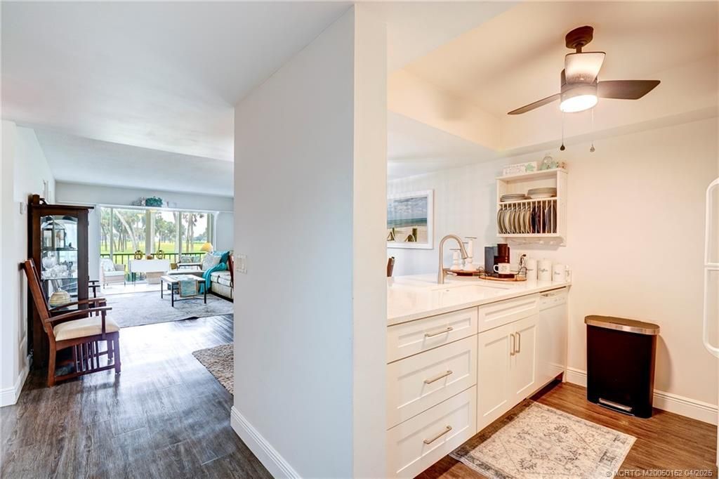 5563 NE Gulfstream Way, Stuart, FL 34996 Photo