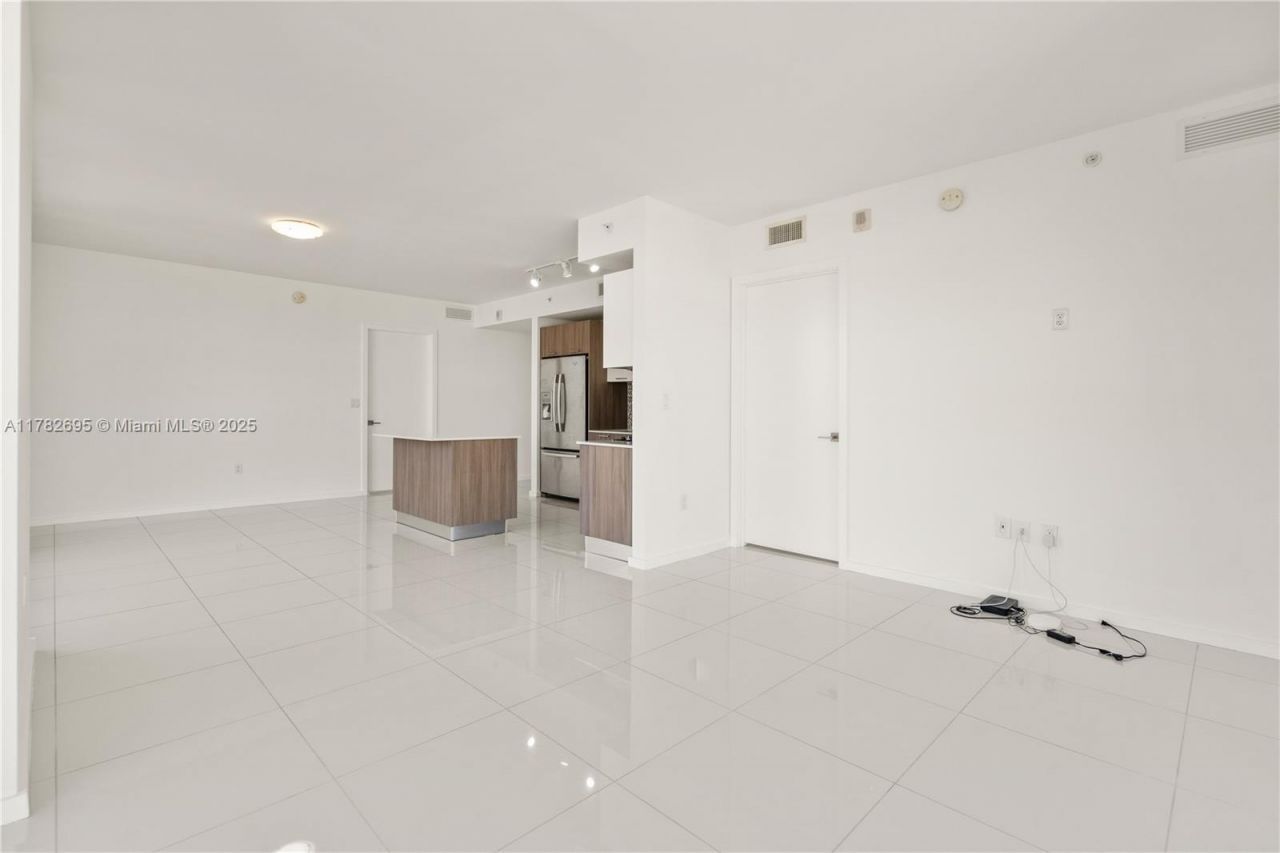 5300 NW 85th, Unit 1511, Doral, FL 33166 Photo