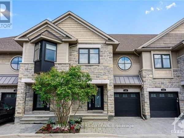 109 MONTAUK, Ottawa, ON K2C2B4