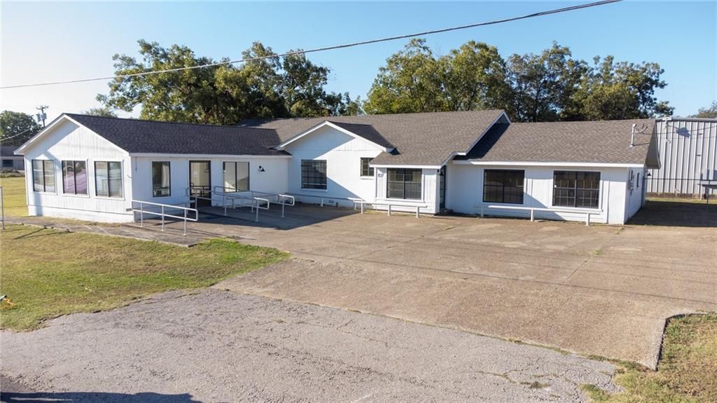 837 State Hwy 171, Mexia, TX 76667 Main Photo