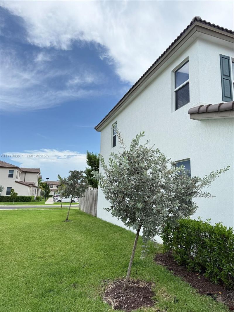 12285 NW 24th Pl, Miami, FL 33167 Photo