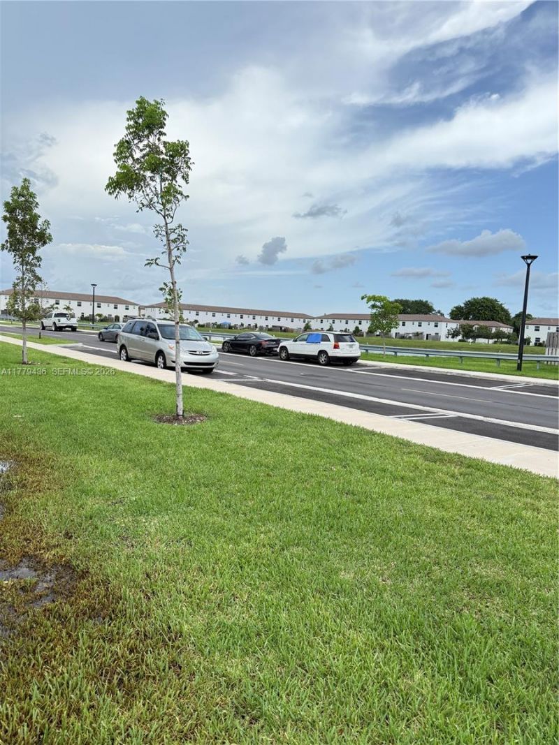 12285 NW 24th Pl, Miami, FL 33167 Photo