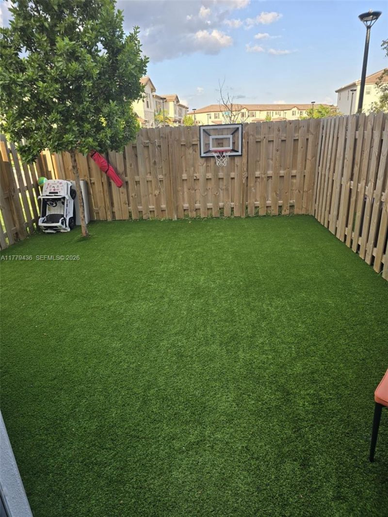 12285 NW 24th Pl, Miami, FL 33167 Photo