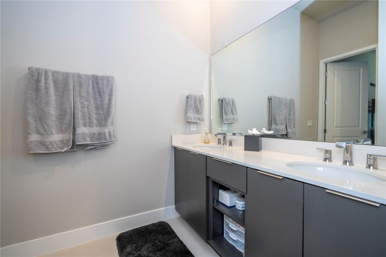 7770 Sandy Ridge Drive, Unit 219, Reunion, FL 34747 Photo