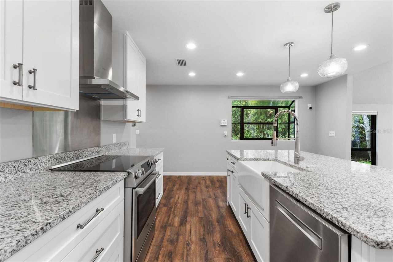 1324 SW 98th Street, Gainesville, FL 32607 Photo