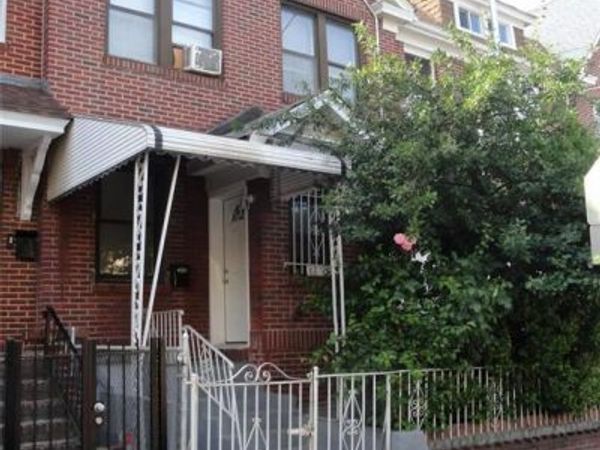 86-15 BRITTON Ave, Elmhurst, NY 11373