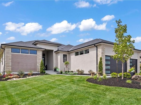 4506 W 136th Terrace, Leawood, KS 66224