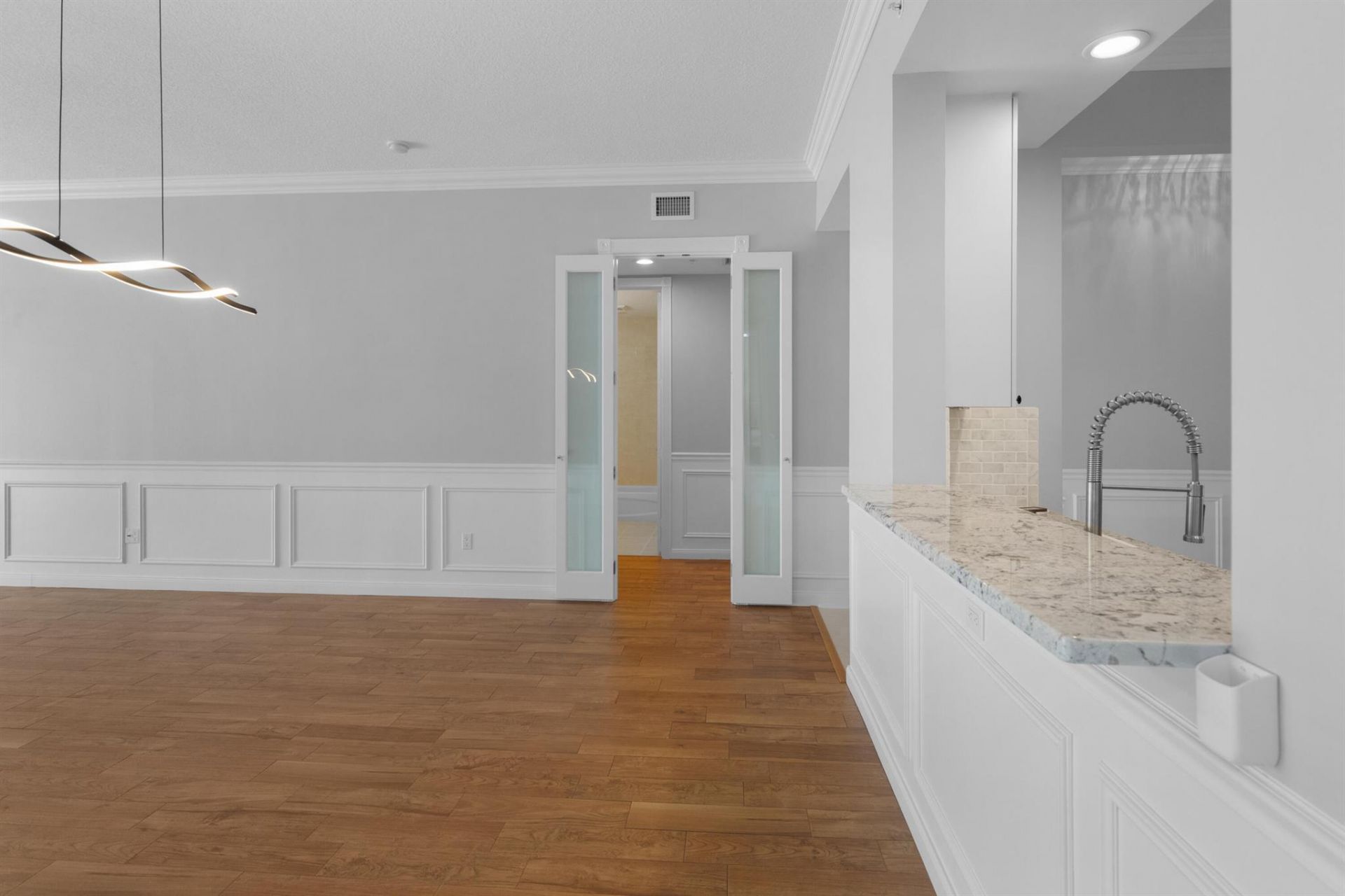 5 Harbour Isle Drive E, Unit 202, Fort Pierce, FL 34949 Photo