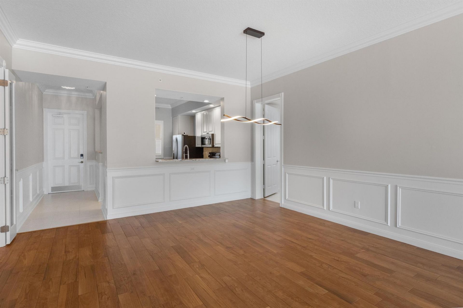 5 Harbour Isle Drive E, Unit 202, Fort Pierce, FL 34949 Photo