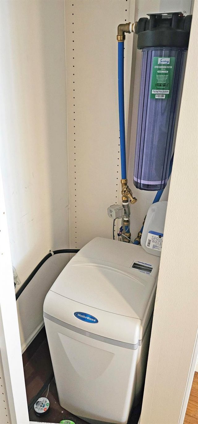 5 Harbour Isle Drive E, Unit 202, Fort Pierce, FL 34949 Photo