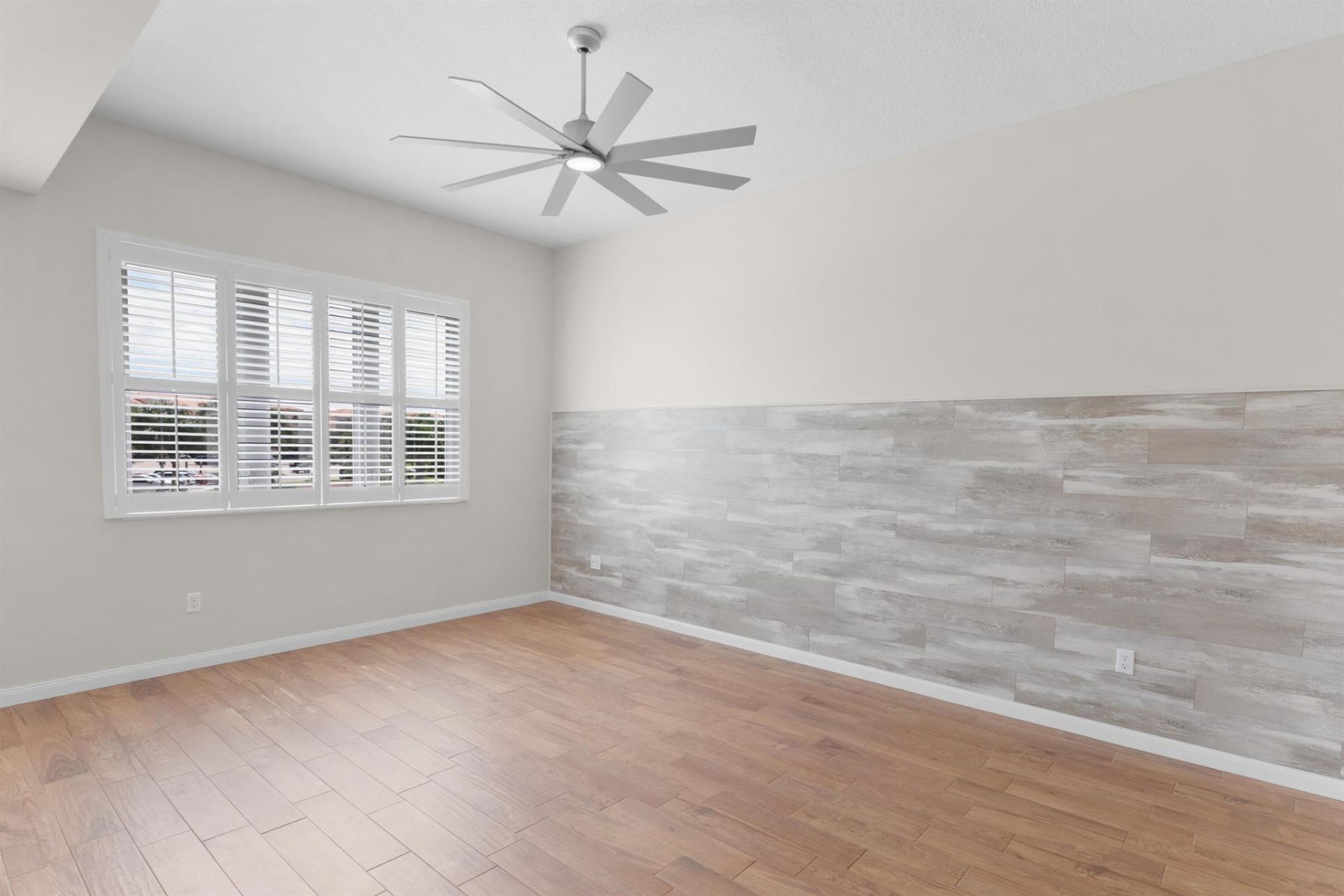 5 Harbour Isle Drive E, Unit 202, Fort Pierce, FL 34949 Photo